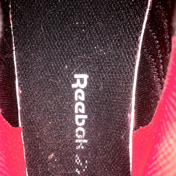 RARE Pair of old school Reeboks. Black and Red ❤️ - Picture 5 of 6